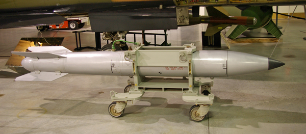 http://www.globalresearch.ca/articlePictures/B-61_bomb.jpg